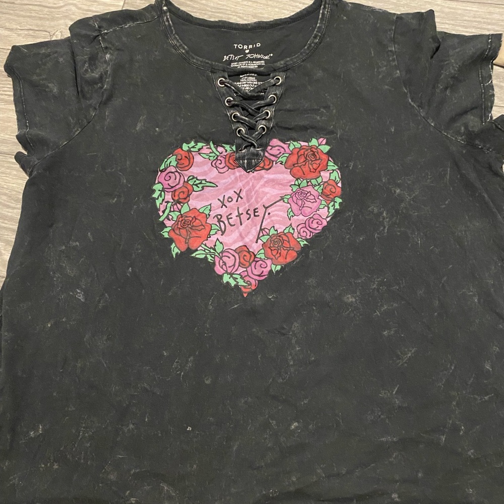 Betsey Johnson Black Tee with Pink Heart and Floral Design